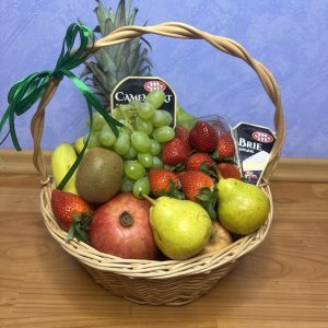 Кошик подарунковий фруктовий "Догата"