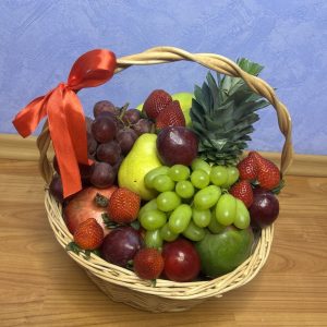 Кошик подарунковий фруктова "Лакота"